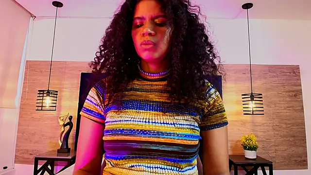 Ellie-Alves online show from May 14, 2026, 5:09 pm