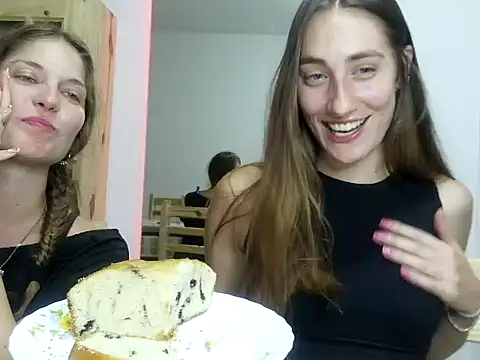 Noracherry online show from February 23, 2026, 11:13 pm