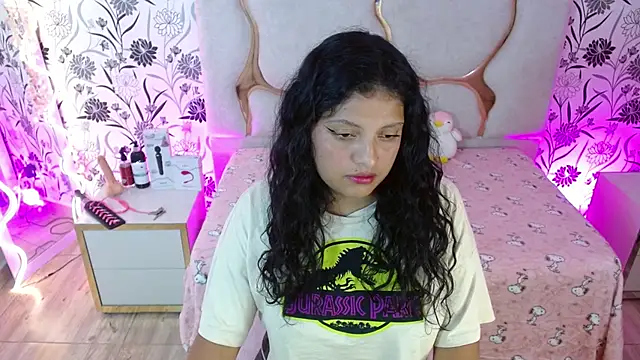 Snapshot of TATTI_TAY chatting on February 17, 2026, 7:09 pm TATTI TAY online show from February 17, 2026, 7:09 pm