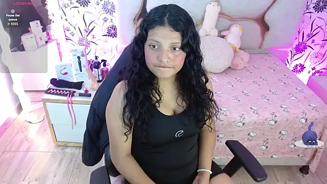 Snapshot of TATTI_TAY chatting on February 20, 2026, 7:36 pm TATTI TAY online show from February 20, 2026, 7:36 pm