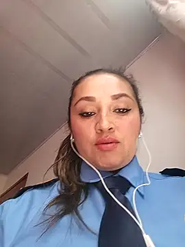 Snapshot of Alejandra_N chatting on February 20, 2026, 5:57 pm Alejandra N online show from February 20, 2026, 5:57 pm