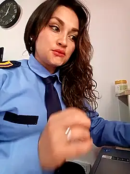 Snapshot of Alejandra_N chatting on February 24, 2026, 7:56 pm Alejandra N online show from February 24, 2026, 7:56 pm