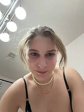 Snapshot of SassynNatty chatting on February 23, 2026, 2:42 am SassynNatty online show from February 23, 2026, 2:42 am