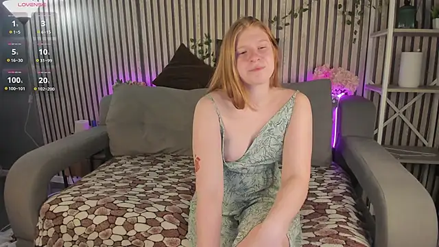 Snapshot of Sally_Ange1 chatting on May 31, 2026, 9:38 am Sally Ange1 online show from May 31, 2026, 9:38 am