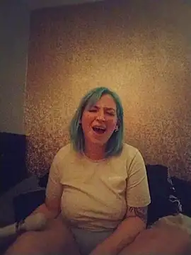 mommamilf69 online show from January 11, 2026, 12:59 am