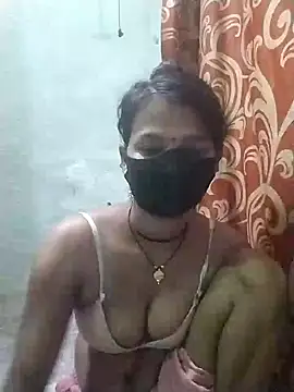 Hotmayahot online show from June 4, 2026, 5:13 am