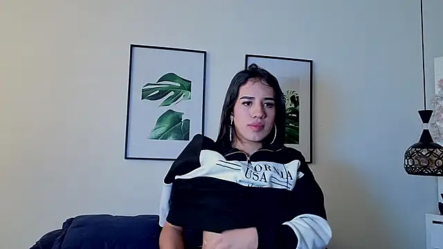 zoevg online show from February 21, 2026, 12:06 pm