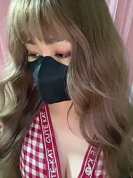 -Violet-t online show from March 2, 2026, 2:02 pm