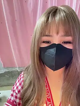 -Violet-t online show from March 23, 2026, 1:37 pm