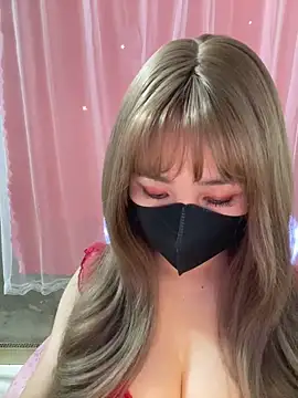 -Violet-t online show from April 18, 2026, 1:31 am