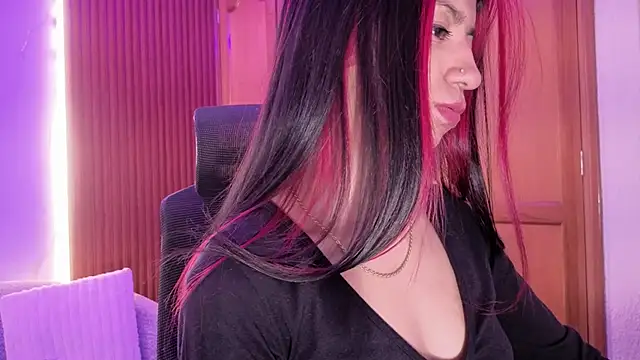 Snapshot of dulcetorresvg chatting on February 28, 2026, 3:07 am dulcetorresvg online show from February 28, 2026, 3:07 am