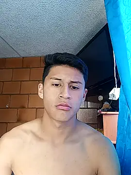 marliton04 online show from January 7, 2026, 7:05 pm