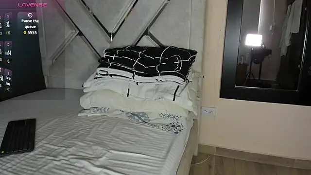 antonio aguilarx online show from April 4, 2026, 2:25 pm