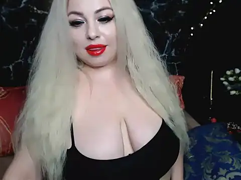 Snapshot of CharlotteDix chatting on January 11, 2026, 8:03 pm CharlotteDix online show from January 11, 2026, 8:03 pm