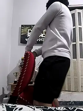 VersedChip online show from April 4, 2026, 7:39 am