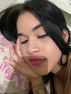 aslhey sandova online show from March 26, 2026, 11:43 pm