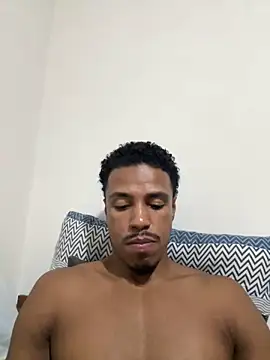 LorenzoBlack27 online show from May 16, 2026, 1:02 am
