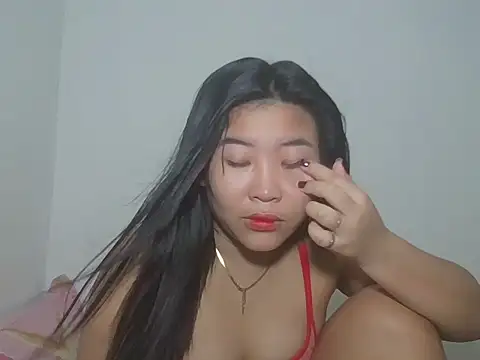 Zyeiii online show from January 15, 2026, 7:35 am