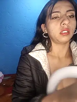 dulcemiha online show from February 10, 2026, 5:22 am