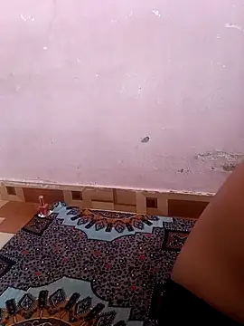 eddy girl online show from April 13, 2026, 7:14 am