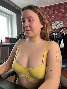 AnnaSeint online show from February 28, 2026, 7:20 am