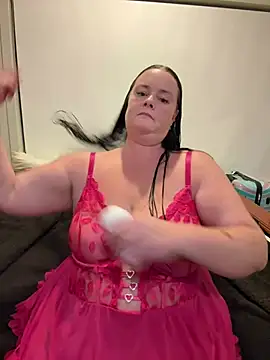 carinabro10 online show from February 6, 2026, 9:01 am