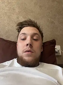 Snapshot of Dildogang chatting on February 1, 2026, 5:17 am Dildogang online show from February 1, 2026, 5:17 am