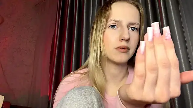 JeannettaIltzsch online show from February 15, 2026, 9:11 pm