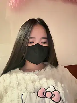 Gwen879 online show from March 12, 2026, 11:11 pm