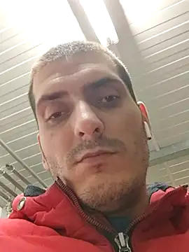 Kendikhanx online show from January 8, 2026, 12:51 pm