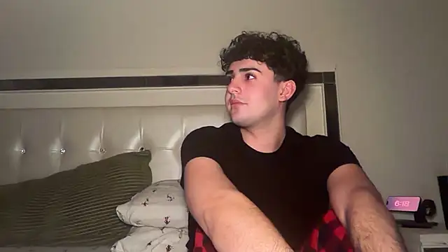 Persian Papi online show from January 8, 2026, 2:19 pm