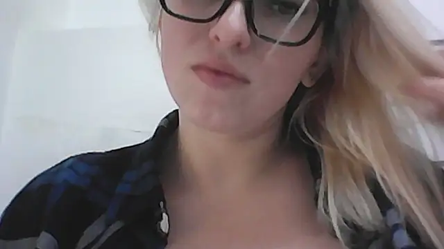 Snapshot of Dolce_Tempt chatting on January 13, 2026, 9:14 am Dolce Tempt online show from January 13, 2026, 9:14 am