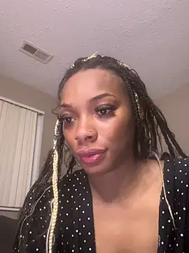 Snapshot of prettyprincess03 chatting on February 6, 2026, 8:07 am prettyprincess03 online show from February 6, 2026, 8:07 am