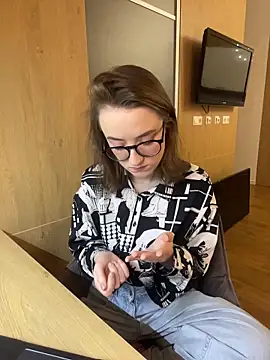 Persephone Kore online show from March 16, 2026, 6:23 pm