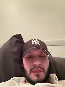 Ser02hot latino online show from February 3, 2026, 6:57 pm