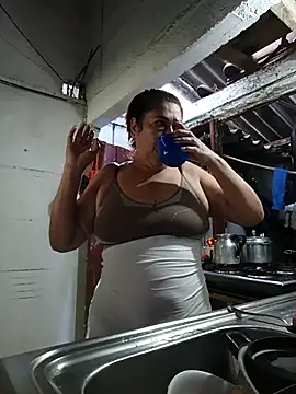 PatriciaGrajales online show from March 2, 2026, 1:51 pm