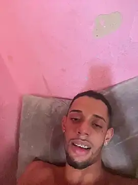 Snapshot of magrodotado33 chatting on January 9, 2026, 6:10 pm magrodotado33 online show from January 9, 2026, 6:10 pm