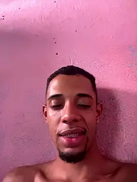 Snapshot of magrodotado33 chatting on January 10, 2026, 8:10 pm magrodotado33 online show from January 10, 2026, 8:10 pm