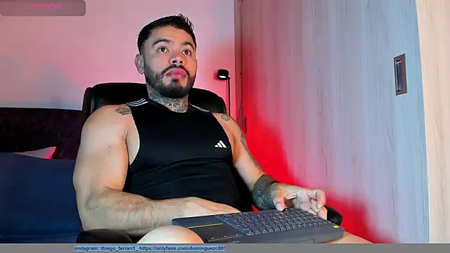 thiago ferrari  online show from April 3, 2026, 11:58 pm