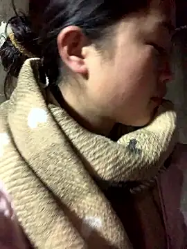 Snapshot of Naalyy chatting on January 15, 2026, 2:49 am Naalyy online show from January 15, 2026, 2:49 am