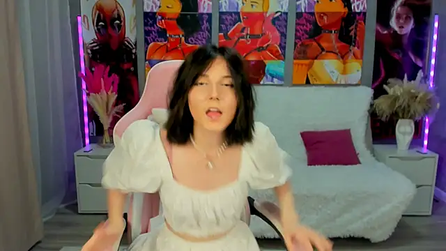 KikaOsterman online show from February 5, 2026, 12:37 am