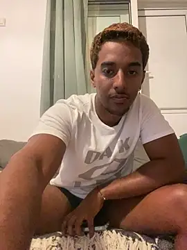 Axel black10 online show from February 23, 2026, 12:13 pm