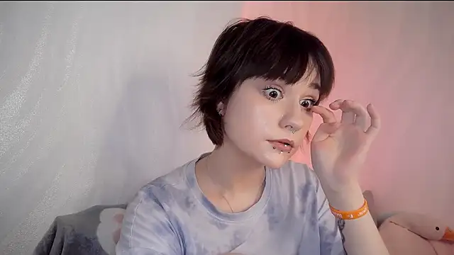 UwuJudy Osas online show from March 5, 2026, 9:38 am