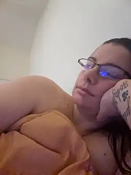 Snapshot of Darksakura666 chatting on February 20, 2026, 9:54 am Darksakura666 online show from February 20, 2026, 9:54 am