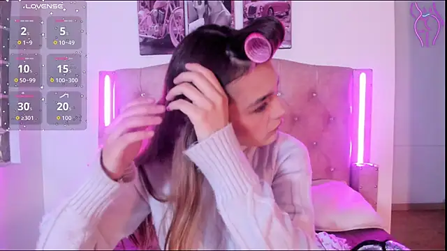 liaa  cutee online show from January 10, 2026, 11:12 am