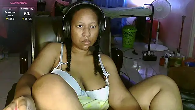Eirondra valeen online show from May 22, 2026, 7:26 am