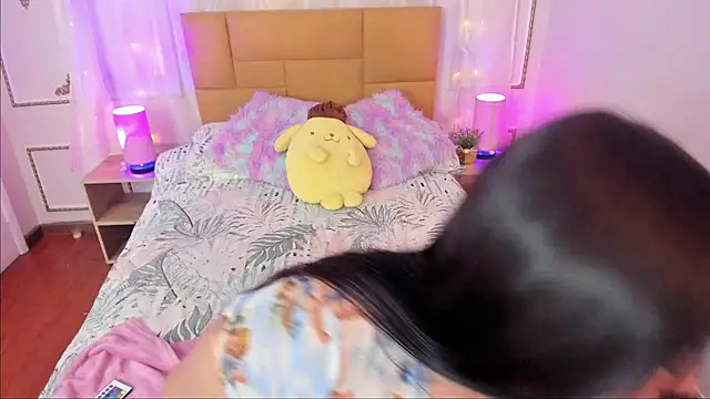 Jenifer James online show from February 26, 2026, 8:08 pm