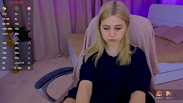 ApheliaStar online show from March 6, 2026, 7:21 pm