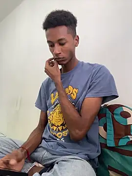 Snapshot of twink_gabrielll chatting on June 17, 2026, 5:25 pm twink gabrielll online show from June 17, 2026, 5:25 pm