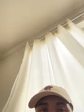 Omatheus18y online show from January 9, 2026, 6:31 pm